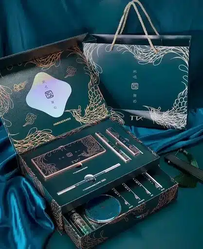 Luxury Emerald Premium Makeup Gift Box